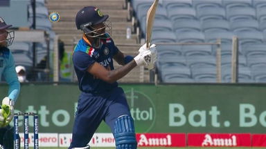 IND vs ENG 2021, 3RD ODI : Hardik Pandya Six