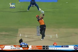Eliminator: DC vs SRH – Martin Guptill Six