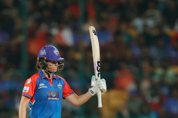 Jess Jonassen juggernaut hits RCB
