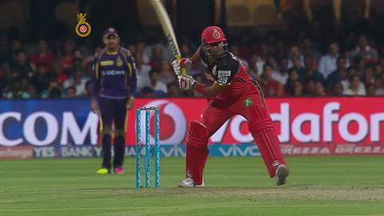 M30: RCB vs KKR – Stuart Binny Six