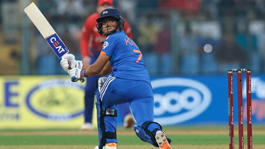 4 & 4: Harmanpreet's cheeky scoops off Nat Sciver-Brunt