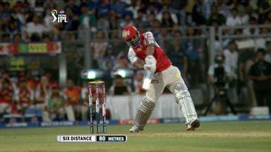 M41: MI vs KXIP – Praveen Kumar Six