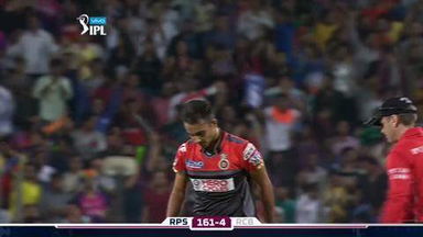 M16: RPS vs RCB – Thisara Perera Six