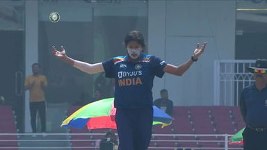 A Jhulan special to dismiss Shabnim Ismail