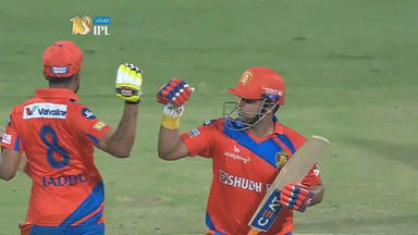 M31: RCB vs GL  – Amazing Moments