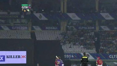 M2: KXIP vs HOB –  Manan Vohra Wicket