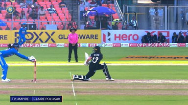 Quick Hands: Yastika Bhatia's pulls off smart stumping