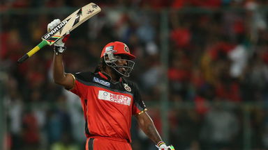 M50: RCB vs KXIP – Chris Gayle 73