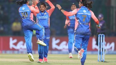 6 & OUT! Ishaque wins the battle against Navgire