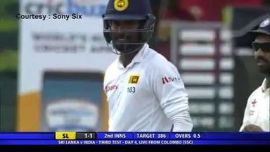 SL vs India, 3rd Test : SL 2nd Innings - U Tharanga wicket