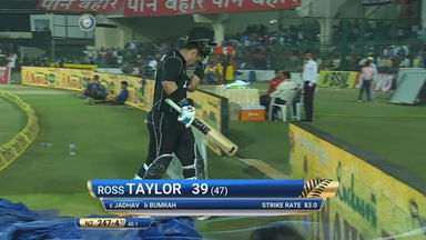 IND vs NZ 2017, 3rd ODI: Ross Taylor Wicket