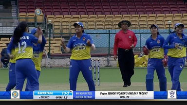 Womens Senior One Day Trophy 2021-22, Final - Karnataka v Railways: Fall of wickets