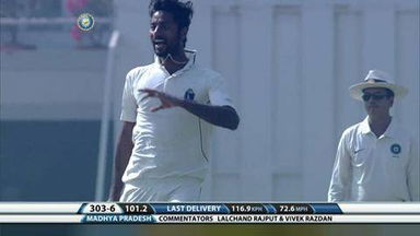 Ranji Trophy 2015-16: Bengal vs MP- 1st Innings: Veerpratap Singh's 5-wkt haul