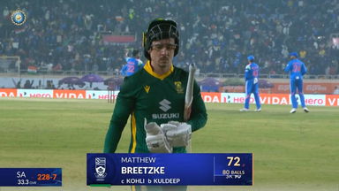 IND vs SA 2025, 1st ODI: Matthew Breetzke Wicket