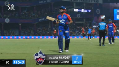 M40: DC vs SRH – Manish Pandey Wicket