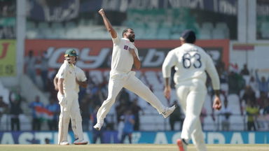 TIMBER: Shami gets Warner with a beauty