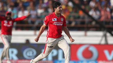 M28: GL vs KXIP – Mohit Sharma 3 Wickets