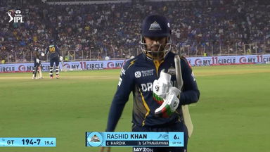 IPL 2025 M09: GT vs MI - Rashid Khan Wicket