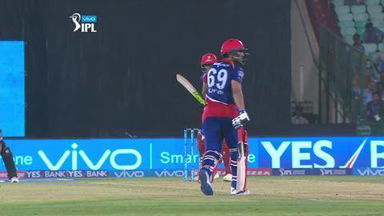 M52: DD vs SRH – Carlos Brathwaite Wicket