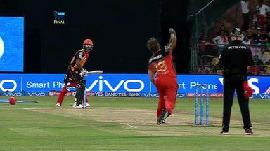 M60: RCB vs SRH – Shikhar Dhawan Six