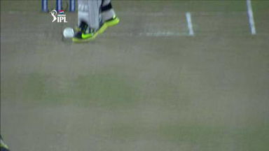M59: KXIP vs SRH – Mandeep Singh Wicket