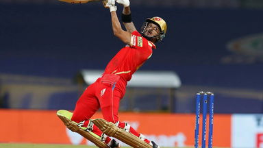 Shikhar D ramps it for a MAXIMUM