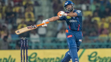 One-Handed Maximum! Pant Brings Up First Fifty of the Season in Style