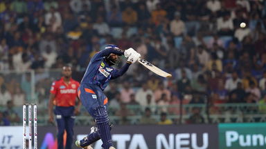 Krunal Pandya's crucial finishing act of 42*(22)