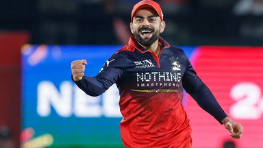 Max Commitment Level: Virat Kohli's spectacular fielding effort