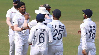 Umesh Yadav’s fifer rattles Bangladesh