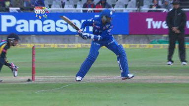 M11: MI vs YOR – Harbhajan Singh six