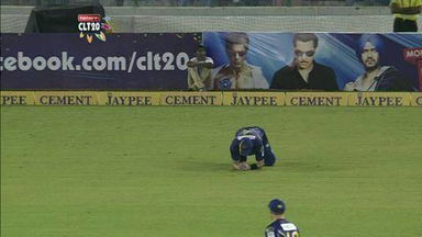 CLT20 2013 Q6: SRH vs OT – Fall Of Wickets