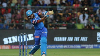 Prithvi Shaw thrashes 4x4 in one over