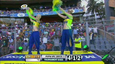 M49: MI vs CSK – Michael Hussey Six