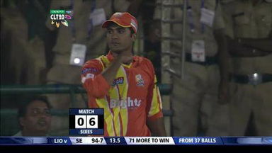 Q5: SE vs LIO –  Ishan Jayaratne Six