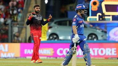 4, 6, W, W: Hasaranga hits back hard to remove Kishan, Rohit