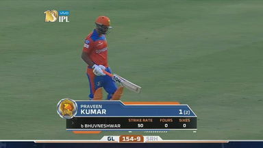 M53: GL vs SRH – Praveen Kumar Wicket