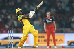 Deandra Dottin anchors UPW with 40*(37)