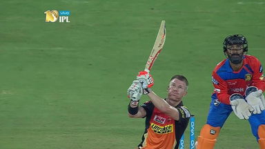 M06: SRH vs GL – YES Bank Maximum Sixes – David Warner