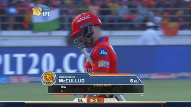 M26: GL vs KXIP –  Brendon McCullum Wicket