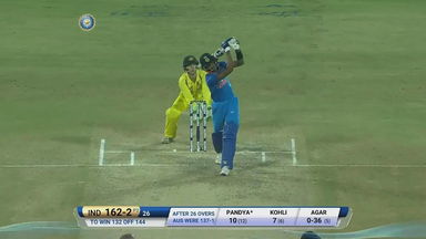 IND vs AUS 2017, 3rd ODI: Hardik Pandya Six