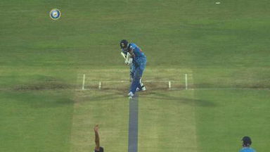 1ST T20I: IND vs SL – Hardik Pandya Wicket