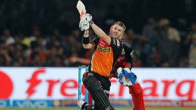 M60: RCB vs SRH – David Warner 69