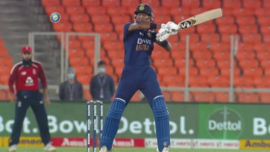 IND vs ENG 2021, 3rd T20I : Hardik Pandya Six