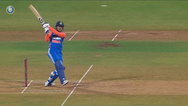 50 up in style ft. Smriti Mandhana