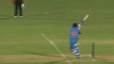 1ST T20I: IND vs SA – Suresh Raina Six