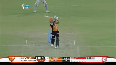 M16: KXIP vs SRH – Manish Pandey Six