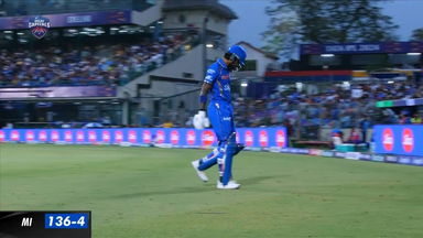 M43: DC vs MI – Hardik Pandya Wicket