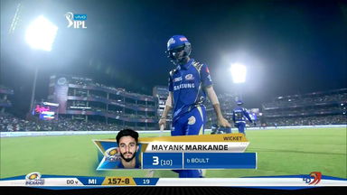 M55: DD vs MI – Mayank Markande Wicket