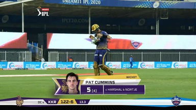 M16: DC vs KKR – Pat Cummins Wicket